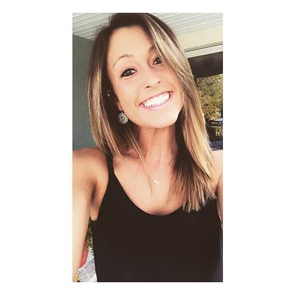 Meet your Posher, Cassie - Picture 1 of 1